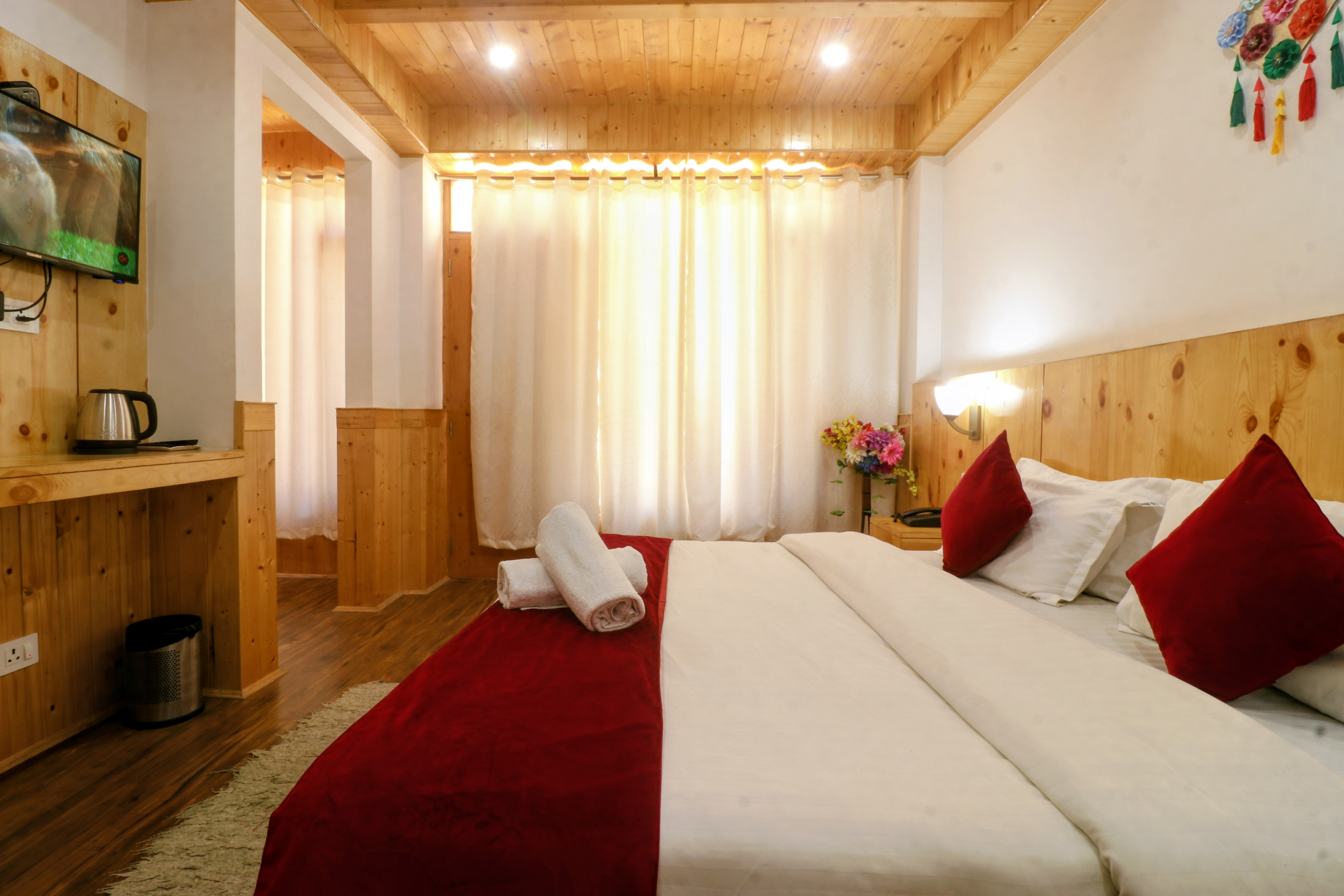 Hotel Sakura Palace Manali — Hotel Property Image